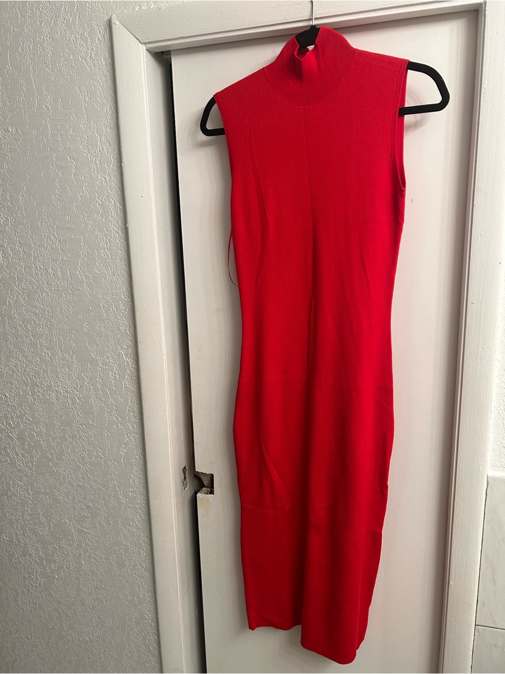 Sleeveless Red Mock-Neck Bodycon Dress